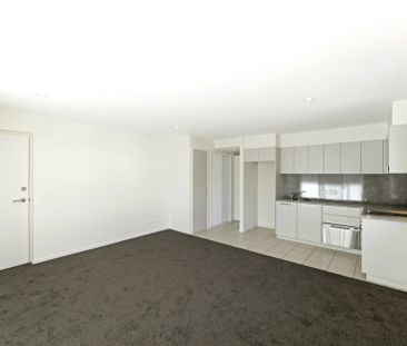 Spacious 1 Bedroom Apartment - Photo 6