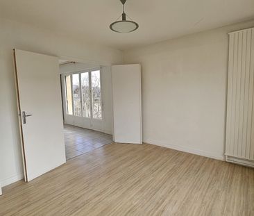 Location Appartement 3 pièces 63m² FONTAINEBLEAU 77300 - Photo 2