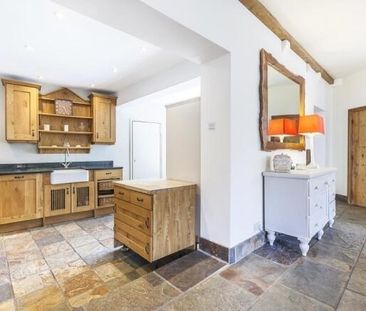 4 bedroom detached house to rent - Photo 6