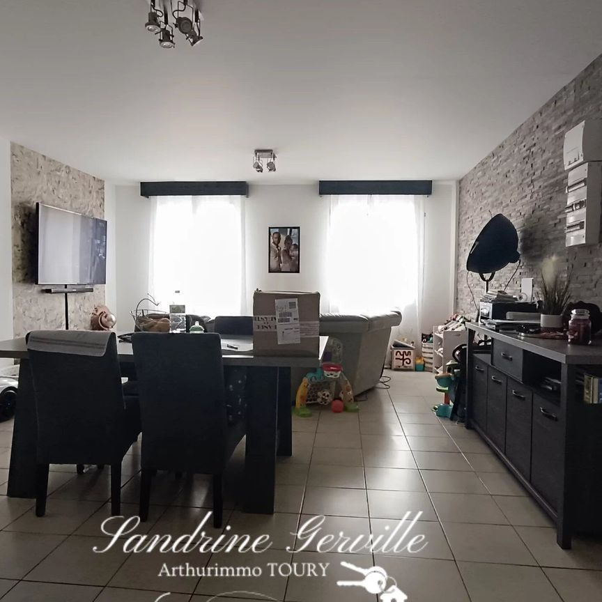 Location Appartement 4 pièces 105 m2 à Janville-en-Beauce - Photo 1