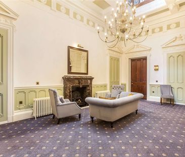 Exquisite Two Bedroom apartment within Grade-ll listed Hall convers... - Photo 5