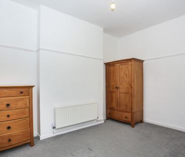 Flat to rent - Courthill Road, Lewisham, SE13 - Photo 4