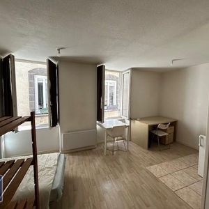 Location Appartement 1 pièce 24m² CLERMONT FERRAND 63000 - Photo 2