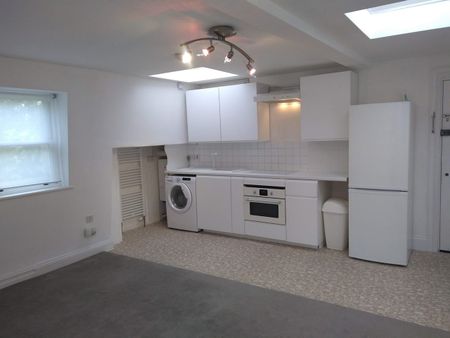 1 Bed Flat, Barnes, SW13 - Photo 5