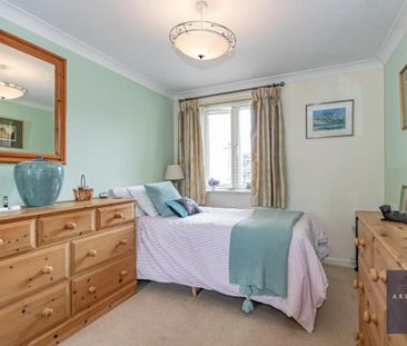 1 bedroom retirement property to rent - Photo 6