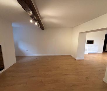 4 bedroom detached house to rent - Photo 2