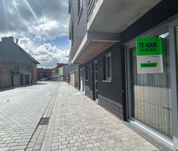 Gelijkvloers appartement op uitstekende ligging te Diksmuide te huur! - Photo 5