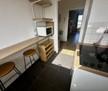 Location Appartement 1 pièce 34m² LILLE 59000 - Photo 2