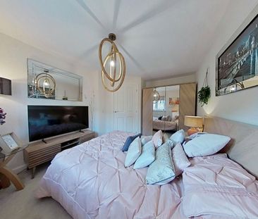 4 bedroom detached house to rent - Photo 4