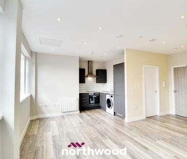 Studio to rent - Photo 3