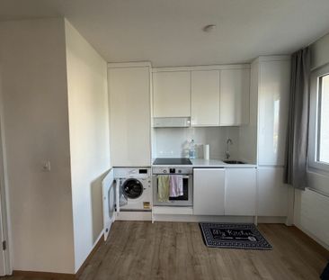 3.5-Zimmer-Wohnung an zentraler Lage zu vermieten - Foto 2