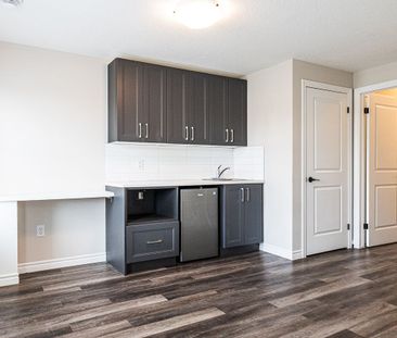 For Lease - 381 Callaway Road, London North, Ontario - Photo 3