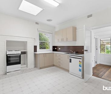 Charming Family Home in a Convenient Boronia Location - Photo 3