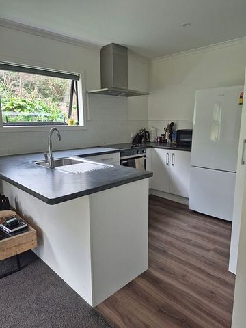 Hidden 2 bedroom Gem! - Photo 4