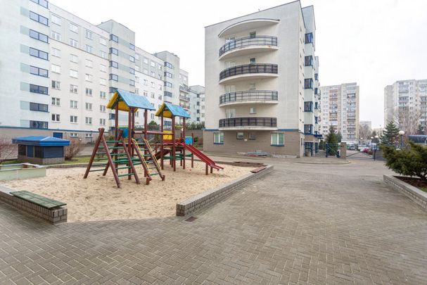 Do wynajęcia gustowny apartament blisko metra - Zdjęcie 1