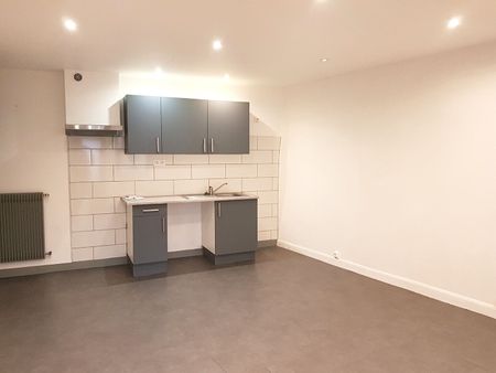 Location Maison 3 pièces 49m² AUBIERE 63170 - Photo 3