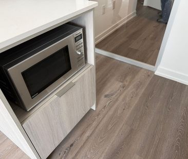 For Lease - 395 Square One Drive Unit# 211, Mississauga, Ontario - Photo 3