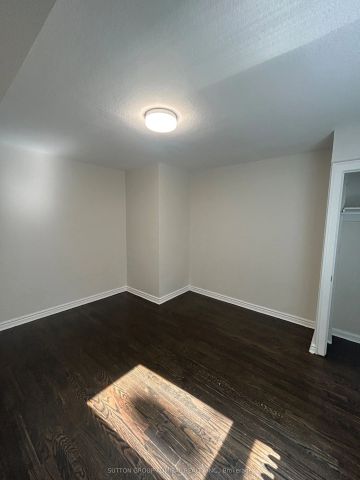 166 Eastbourne Avenue #20 - Photo 2