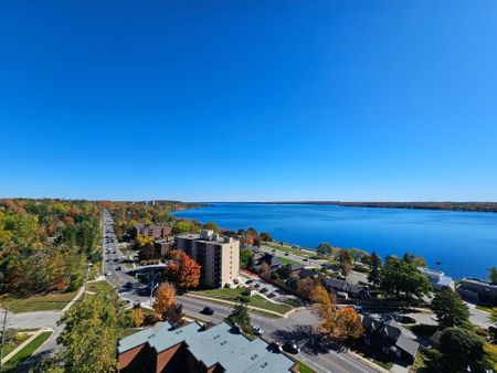 For Lease - 181 COLLIER Street Unit# PH-1503, Barrie, Ontario - Photo 3