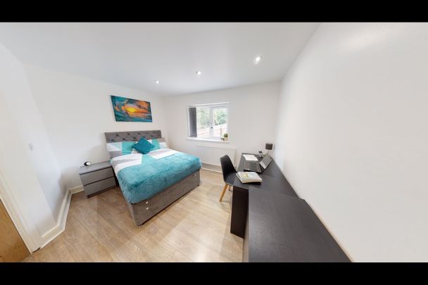 8 Bed Semi-Detached House, Charter Avenue, CV4 - Photo 1