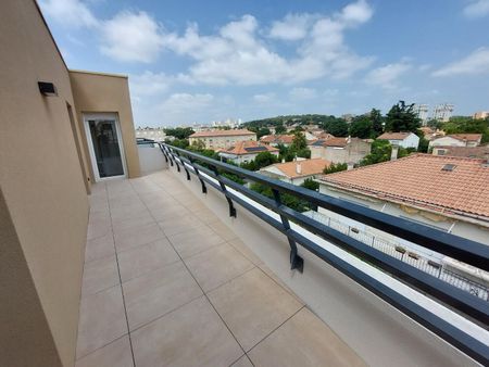 location Appartement T2 DE 32.96m² À NIMES - Photo 5