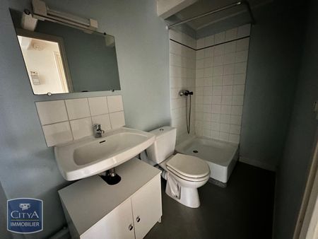 Location Appartement 2 pièces 41m² CLERMONT FERRAND 63000 - Photo 3