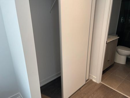 For Lease - 1926 Lakeshore Boulevard Unit# 3211, Toronto, Ontario - Photo 4