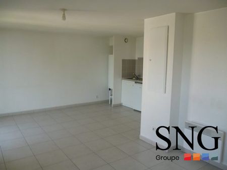 T1 AVEC BALCON ET PARKING - Photo 2