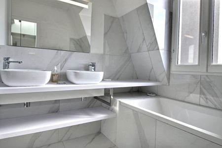 Appartement à louer à Paris 8Ème - Photo 5