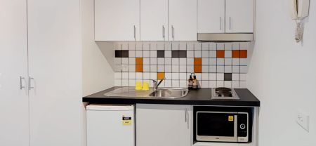 Studio Single Unit - Photo 2