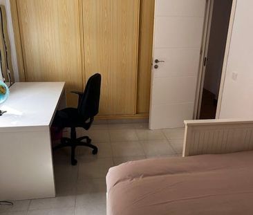 Calle Bachiller Sansón Carrasco, Málaga, Andalusia 29013 - Photo 2