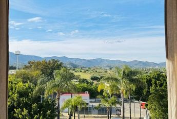 3 room luxury penthouse for rent in Estepona, Andalusia