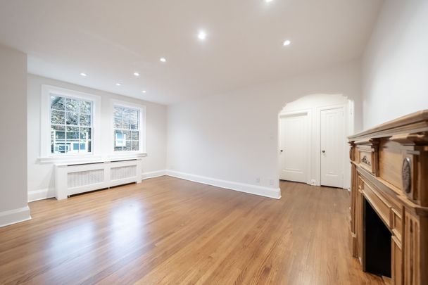 For Lease - 480 Oriole Parkway Unit# 308, Toronto, Ontario - Photo 1