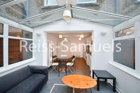 5 bedroom terraced house to rent - Photo 2
