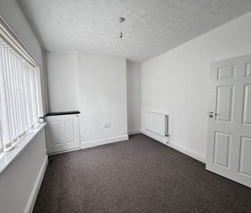 3 Bedroom Terrance House In S25! - Photo 1