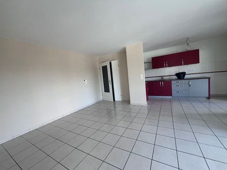 Location Appartement 3 pièces 64m² BESANCON 25000 - Photo 4