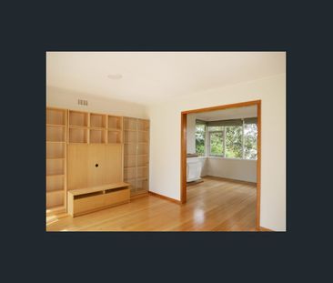 Charming Family Home - Photo 5