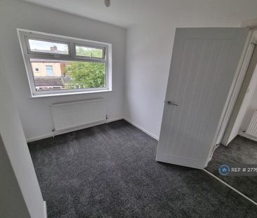 2 bedroom semi-detached house to rent - Photo 2