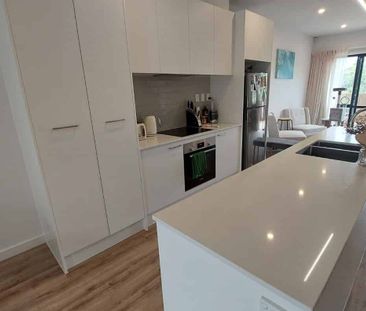 Tamora Lane Living - Photo 3