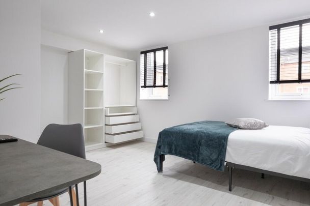 2 bedroom house to rent - Photo 1