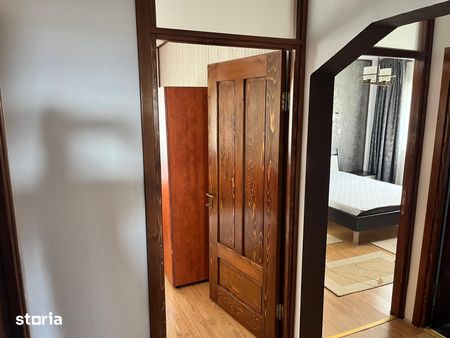 Apartament 3 camere, balcon, loc de parcare, ITC - Fotografie 2