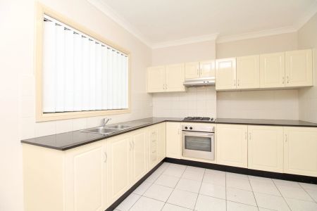 UPDATED 3-BEDROOM VILLA IN QUIET & PRIVATE COMPLEX! - Photo 5