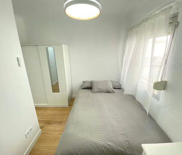 Avenida de la Albufera, Madrid, Community of Madrid 28038 - Photo 1