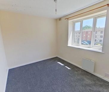 3 bedroom apartment to rent - Photo 2