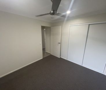 Beautiful Home on Newport Parade - Photo 2