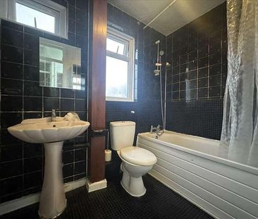 Shepherds Path, Northolt, UB5 - Photo 1