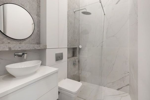 Mieszkanie w zabytkowej kamienicy | ścisłe centrum 50 m² - Photo 1