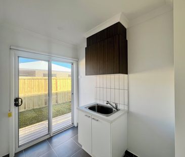 Near New Coastal Living - Photo 3