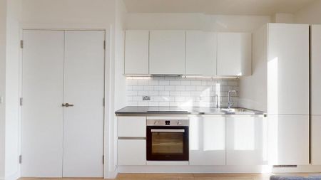 1 bedroom flat to rent - Photo 3