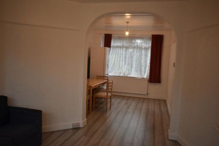 3 bedroom terraced house to rent - Photo 2